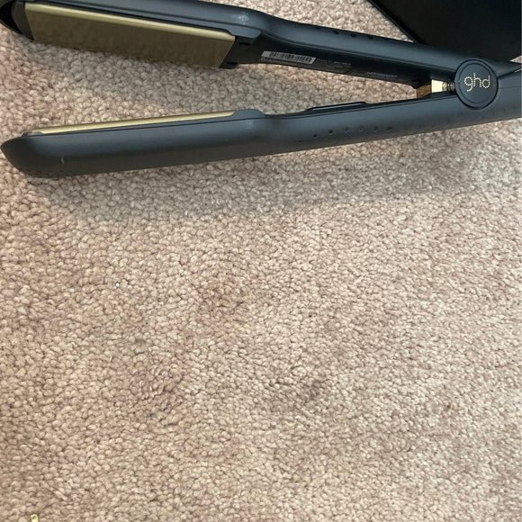 GHD glide smoothing hot brush main image 7